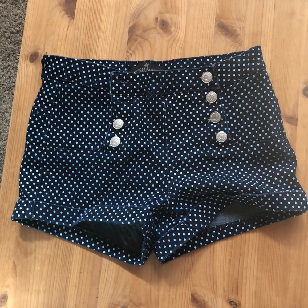 Polka dots shorts